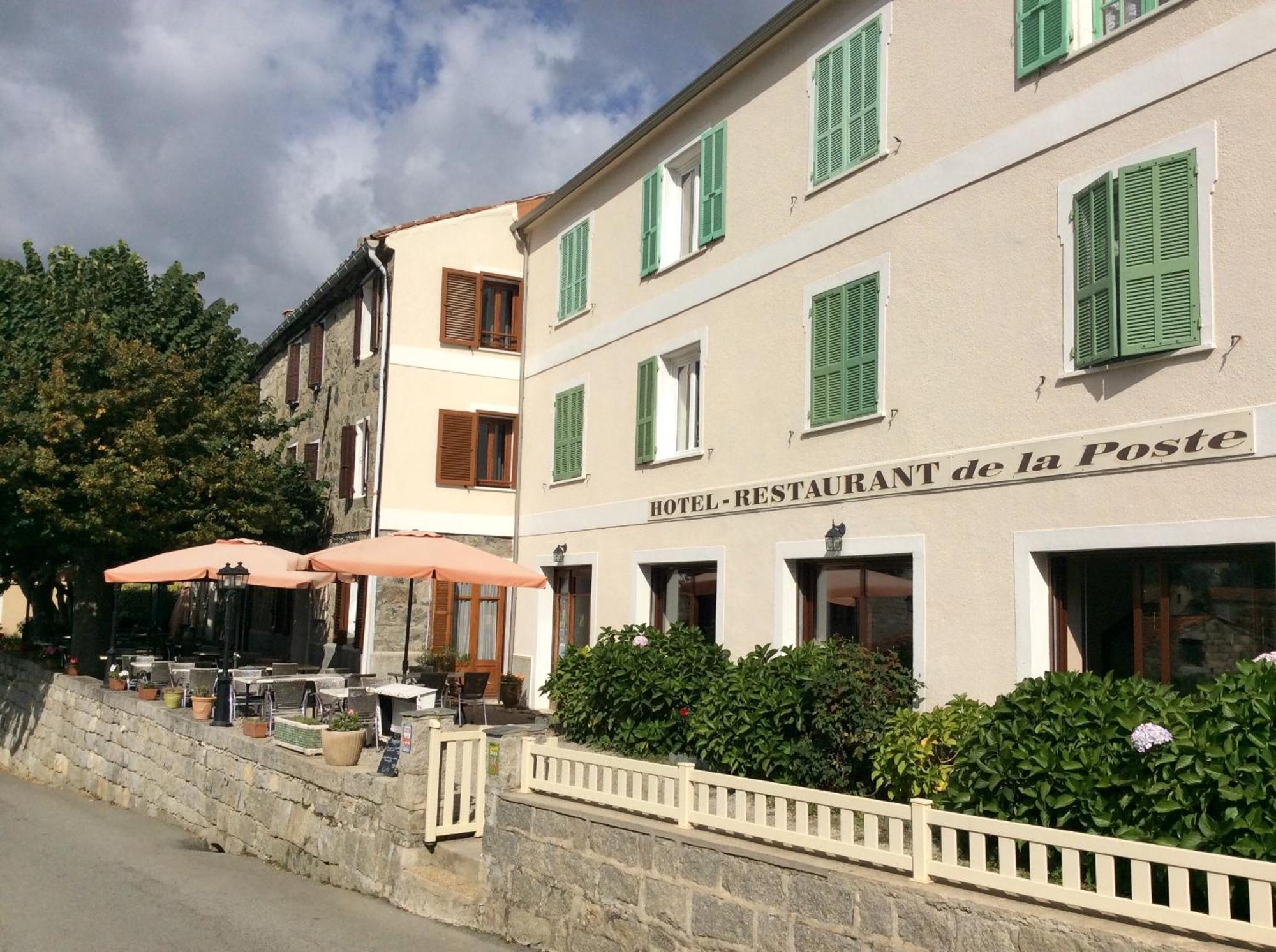 Hotel Restaurant De La Poste Aullene Exterior photo